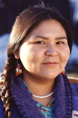 Elaine Miles profile