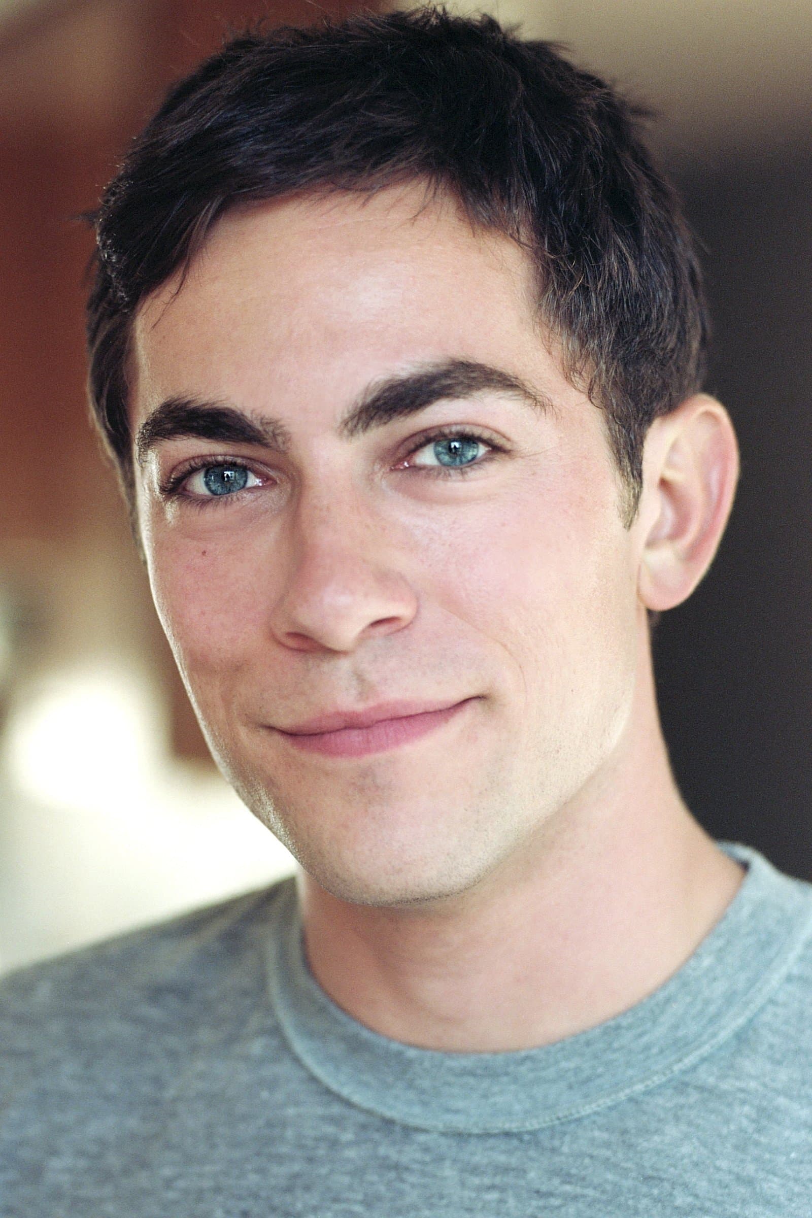 Evan Dumouchel profile