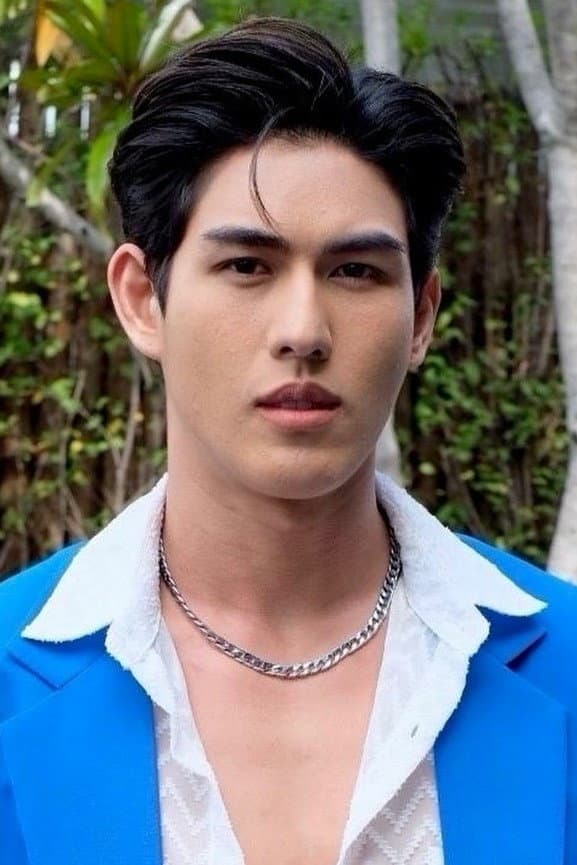 Phachara Kueakanchanaphon profile