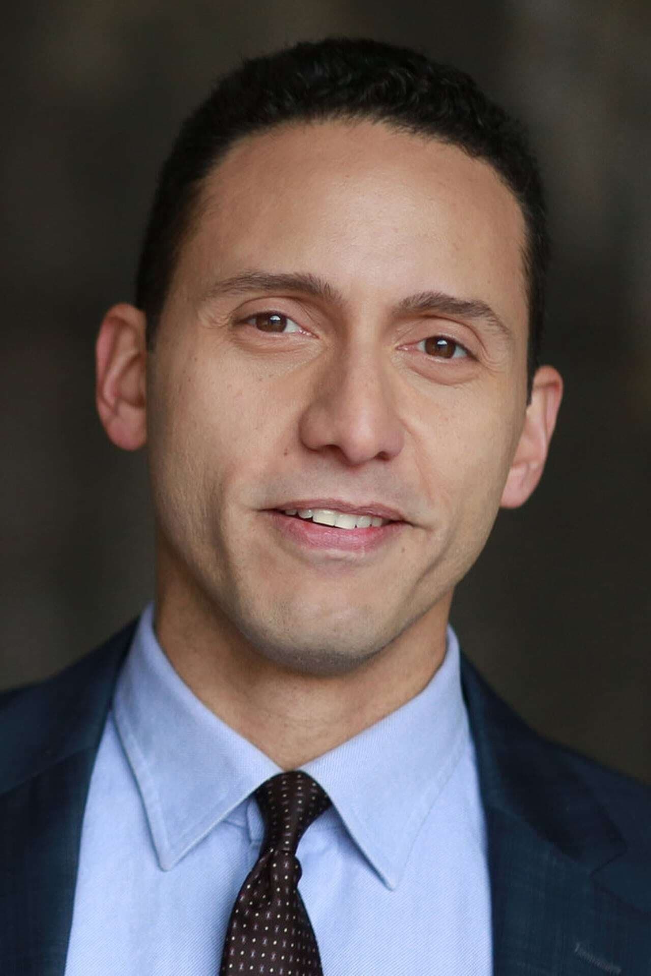 Elliot Villar profile