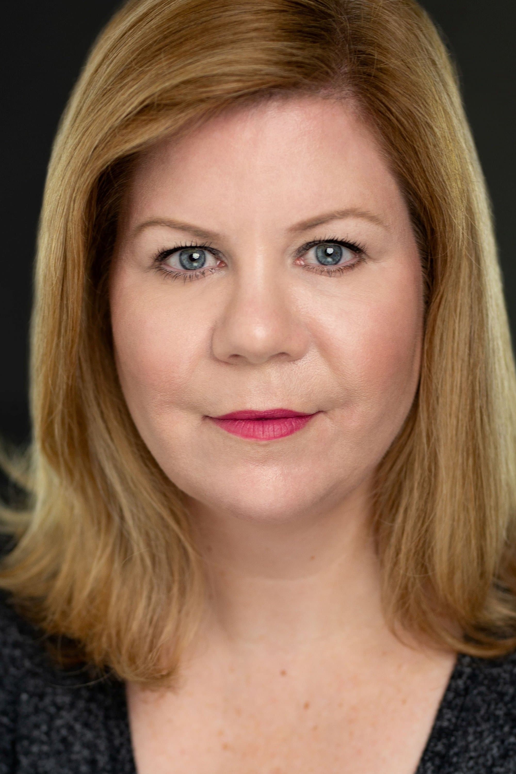 Lesley Mirza profile