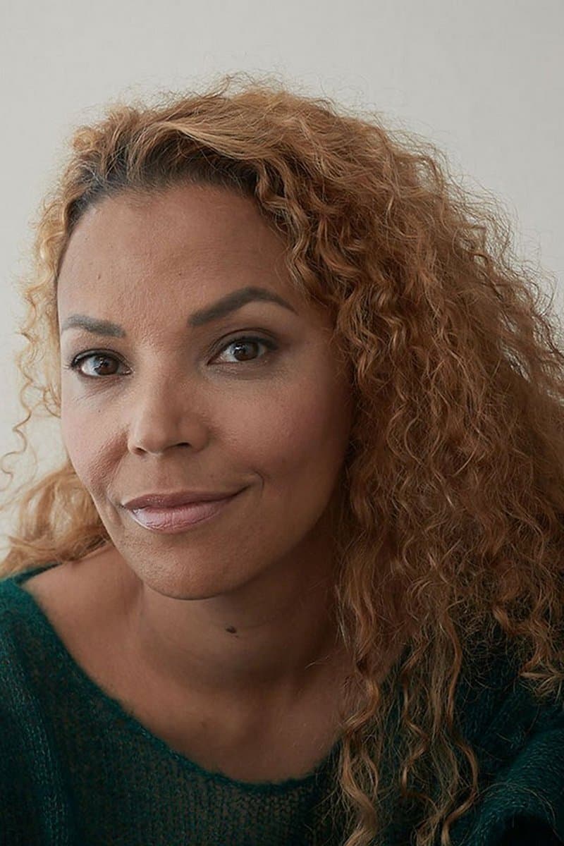 Amira Khalifa profile