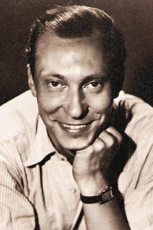 Carl Raddatz profile