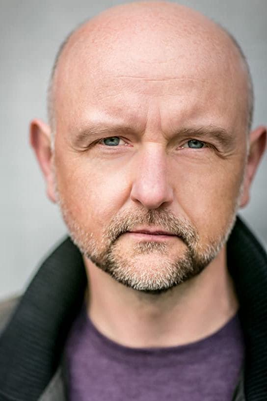 Robert Clarke profile