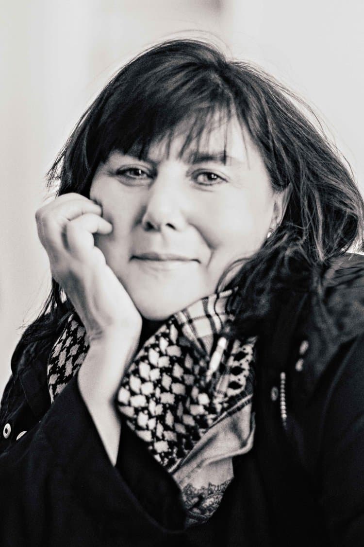 Cat Villiers profile