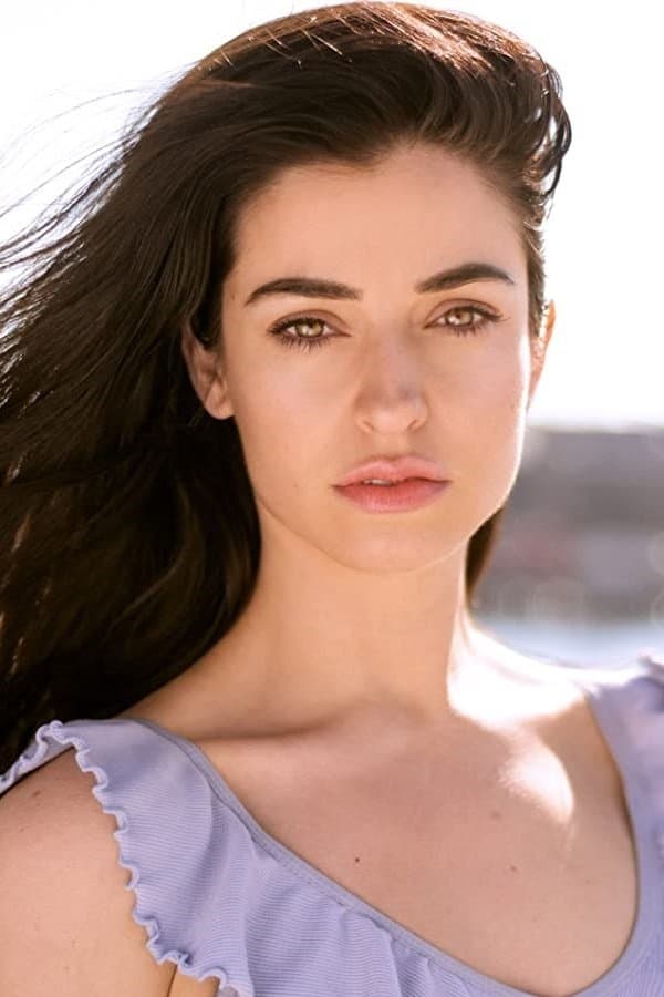 Dani Alvarado profile