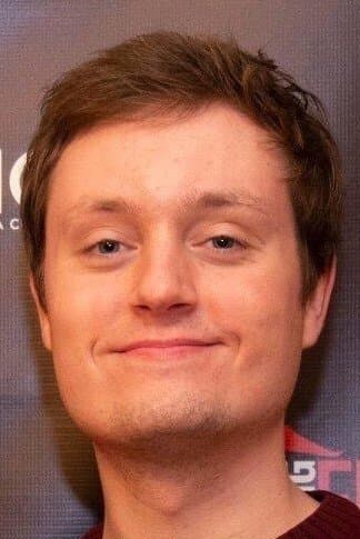 Carson Bloomquist profile