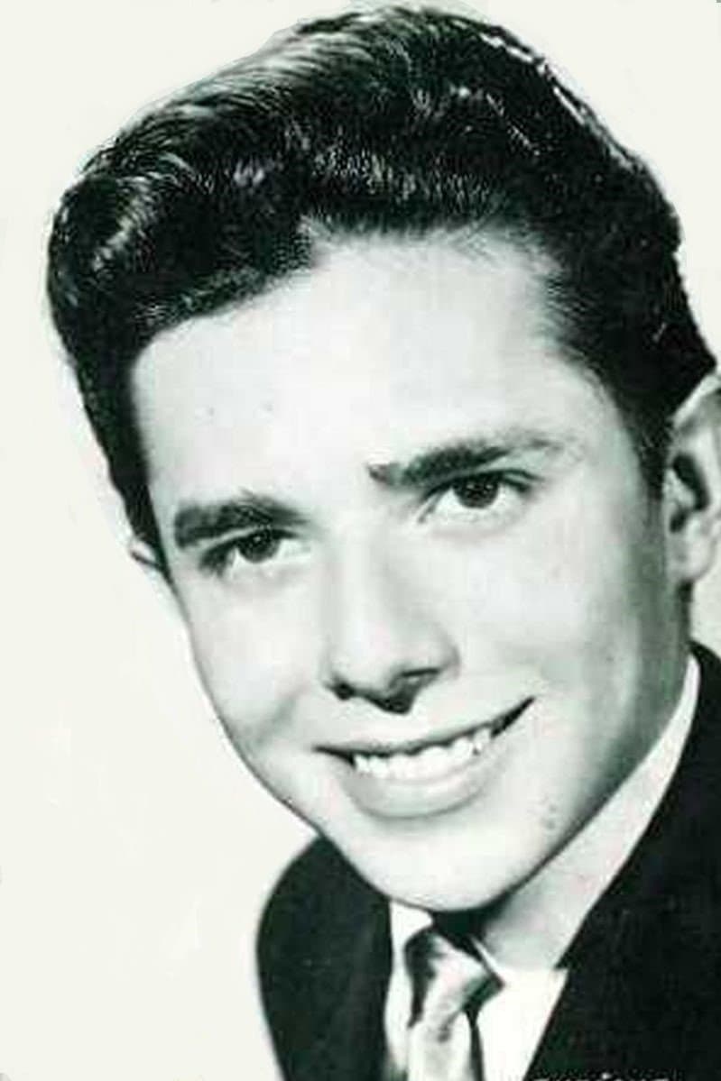 Enrique Guzmán profile