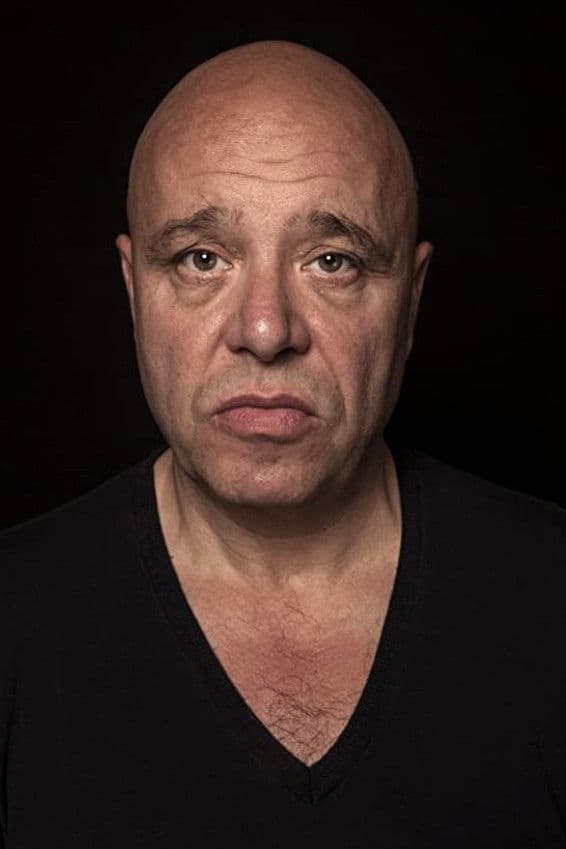 Manou Kersting profile