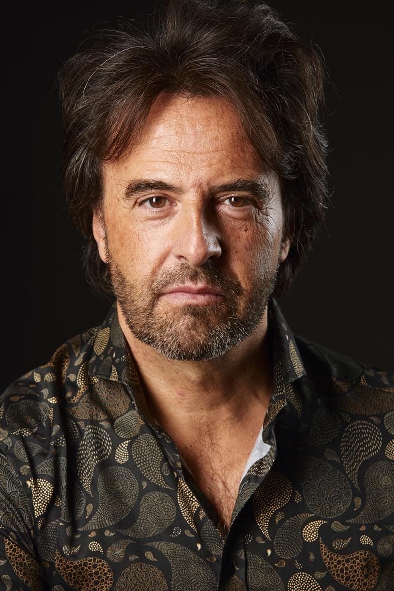 Eduardo Aladro profile