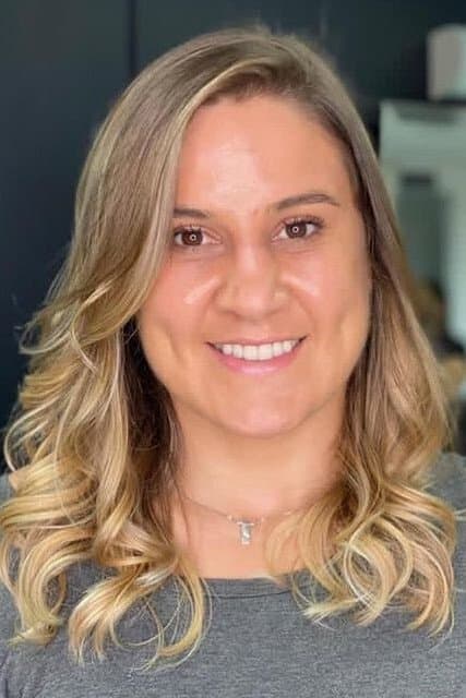 Jennifer Maia profile