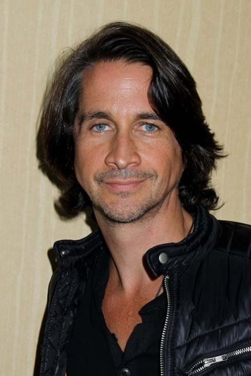 Michael Easton profile