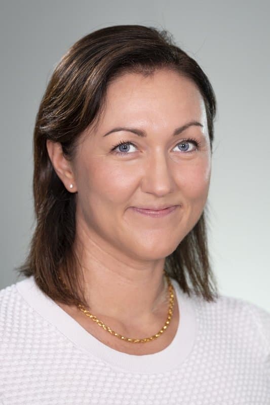 Christina Henne profile