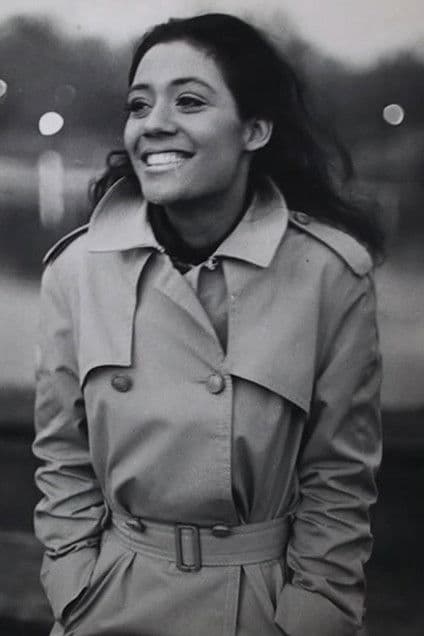 Ester Anderson profile