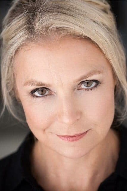 Tracey Roath profile