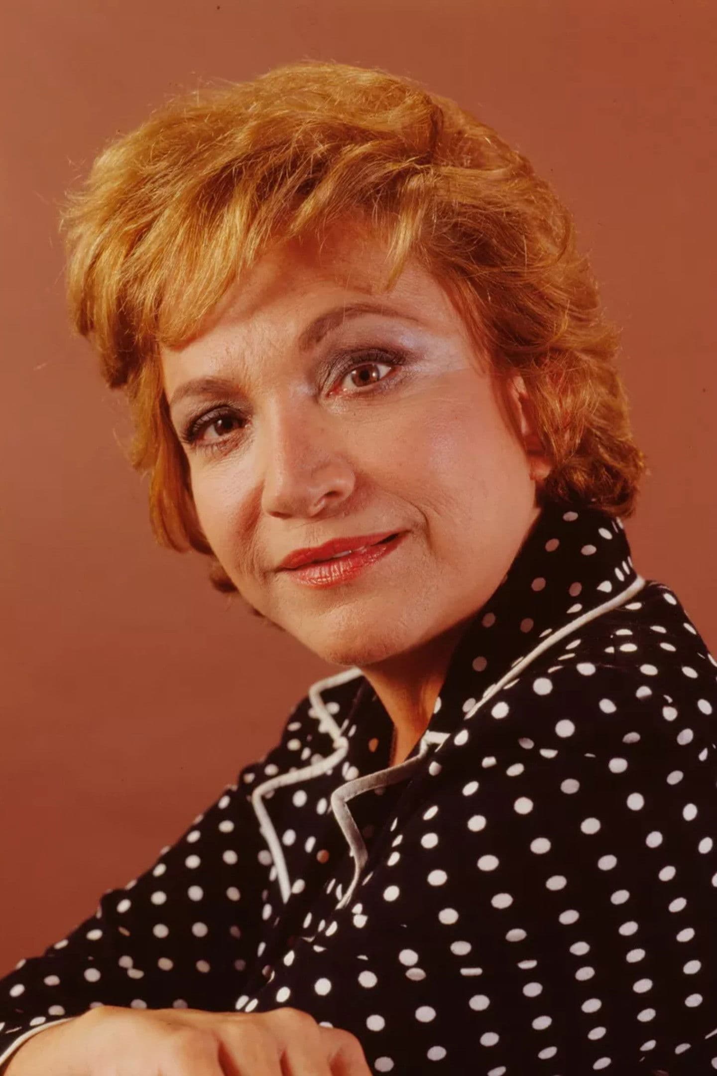 Nathália Timberg profile