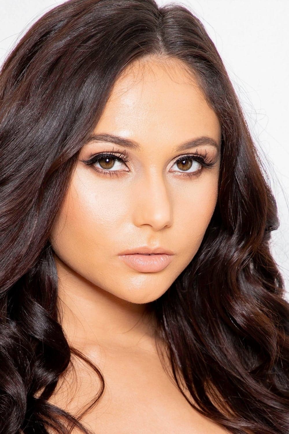 Ariana Marie profile