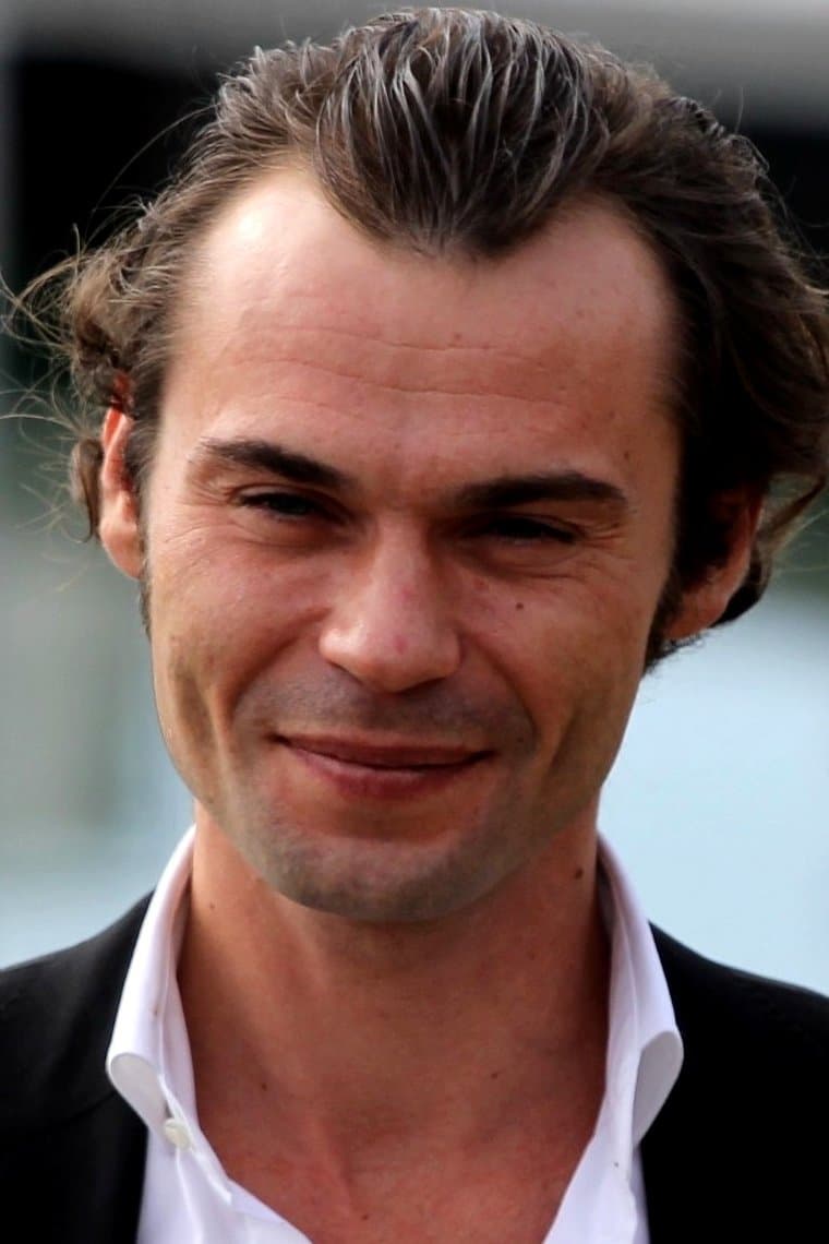 Robinson Stévenin profile