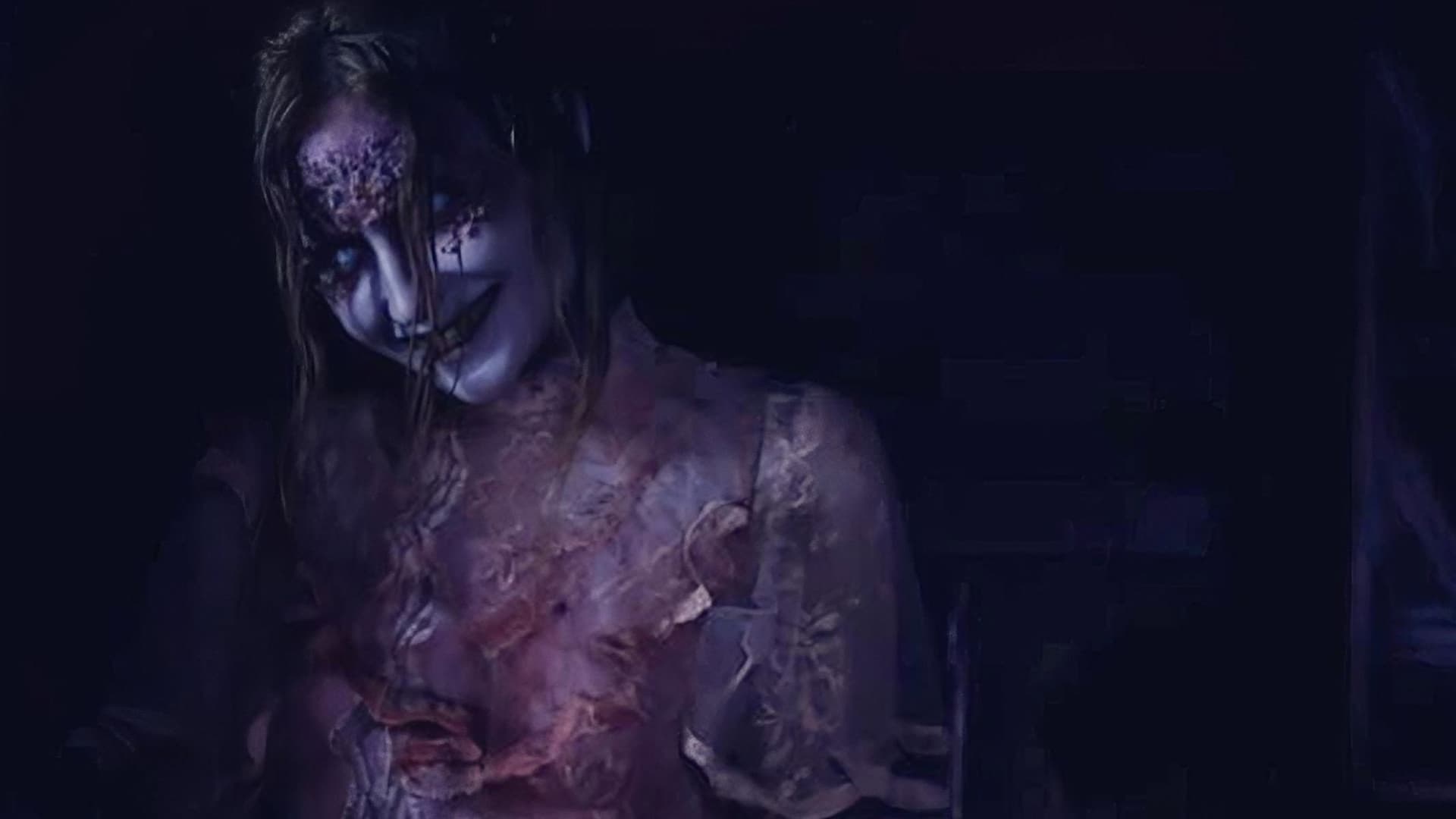 Danur 2: Maddah backdrop