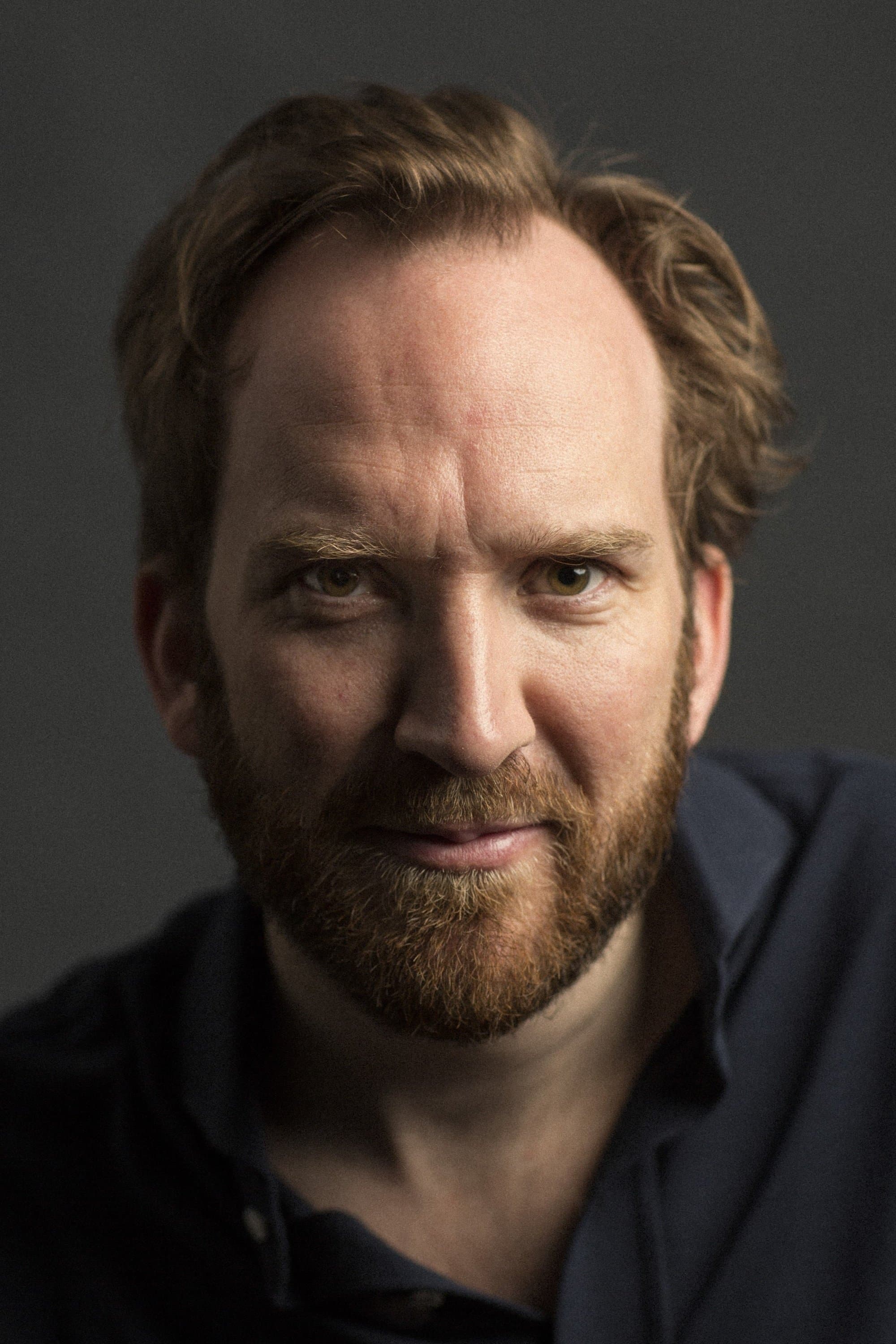 Stephen Carlile profile