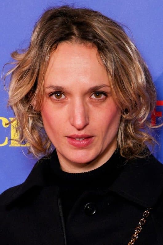 Agathe Rousselle profile