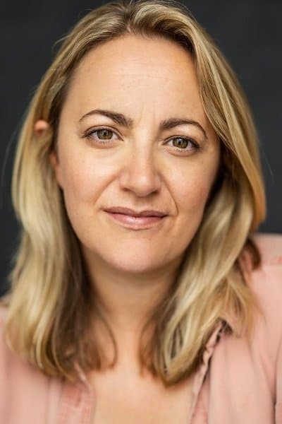 Lucy Thackeray profile