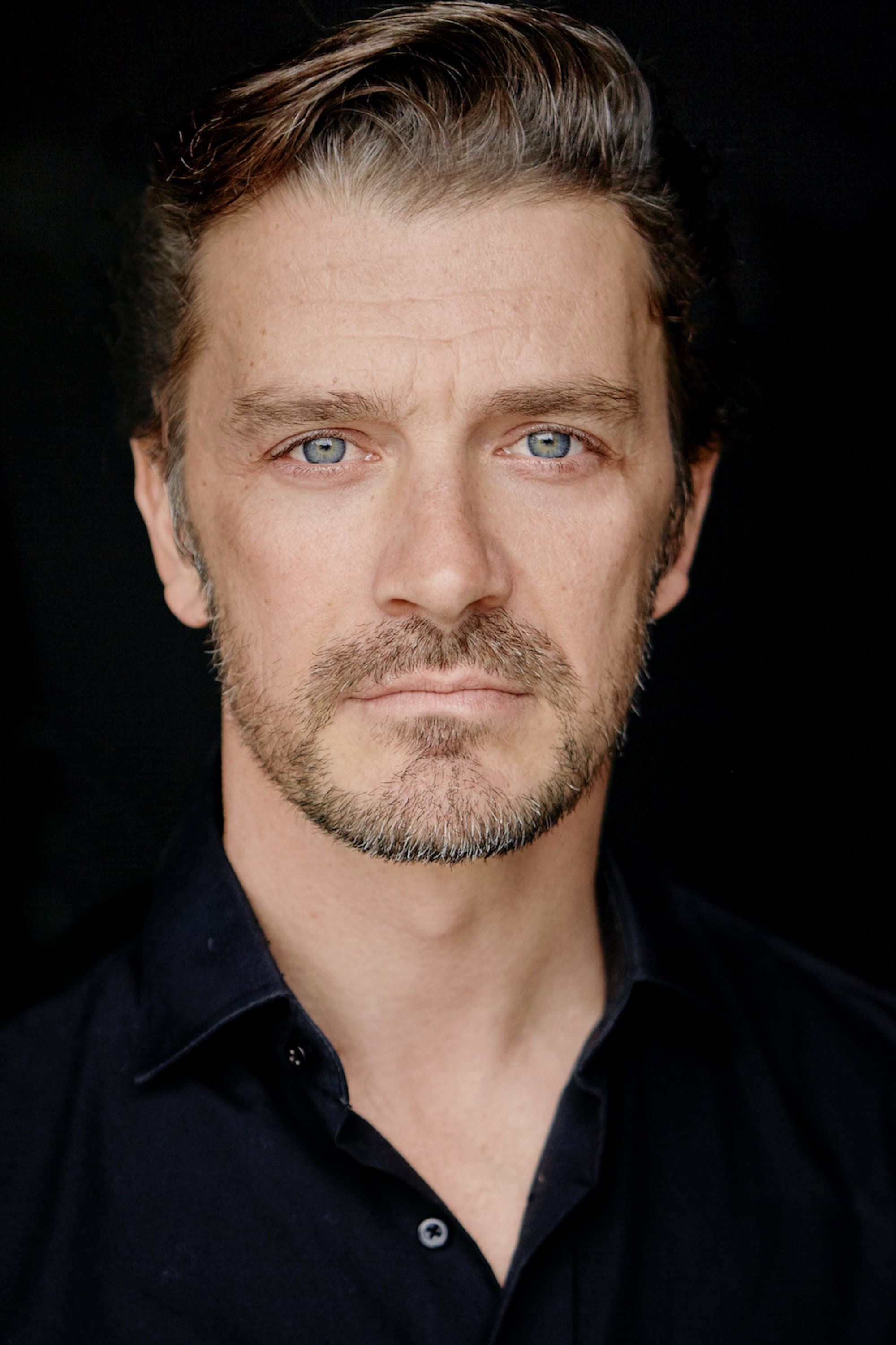 Aaron James Campbell profile