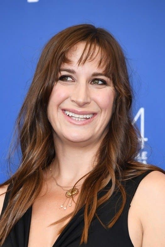 Karina Fernandez profile