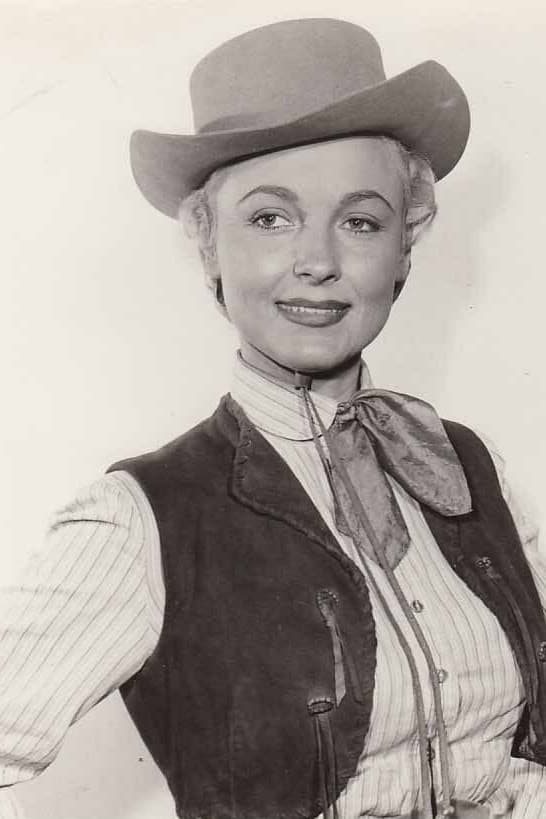 Darlene Fields profile