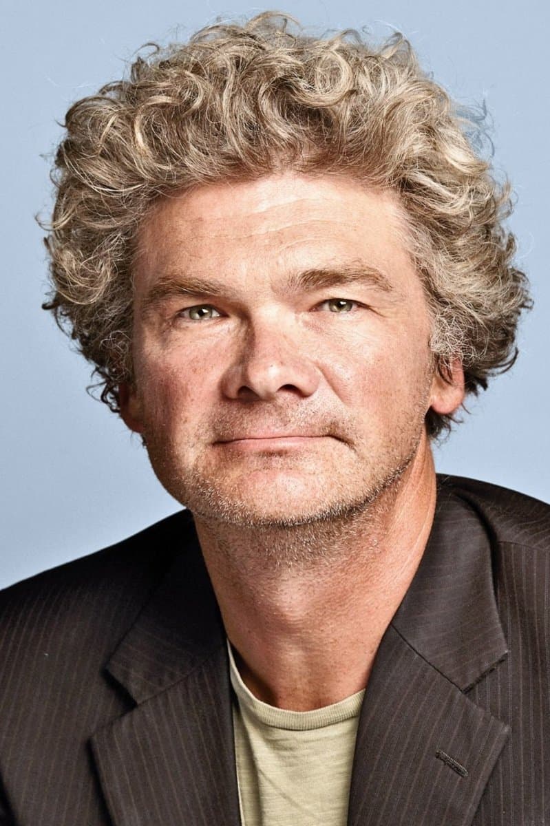 Simon Farnaby profile