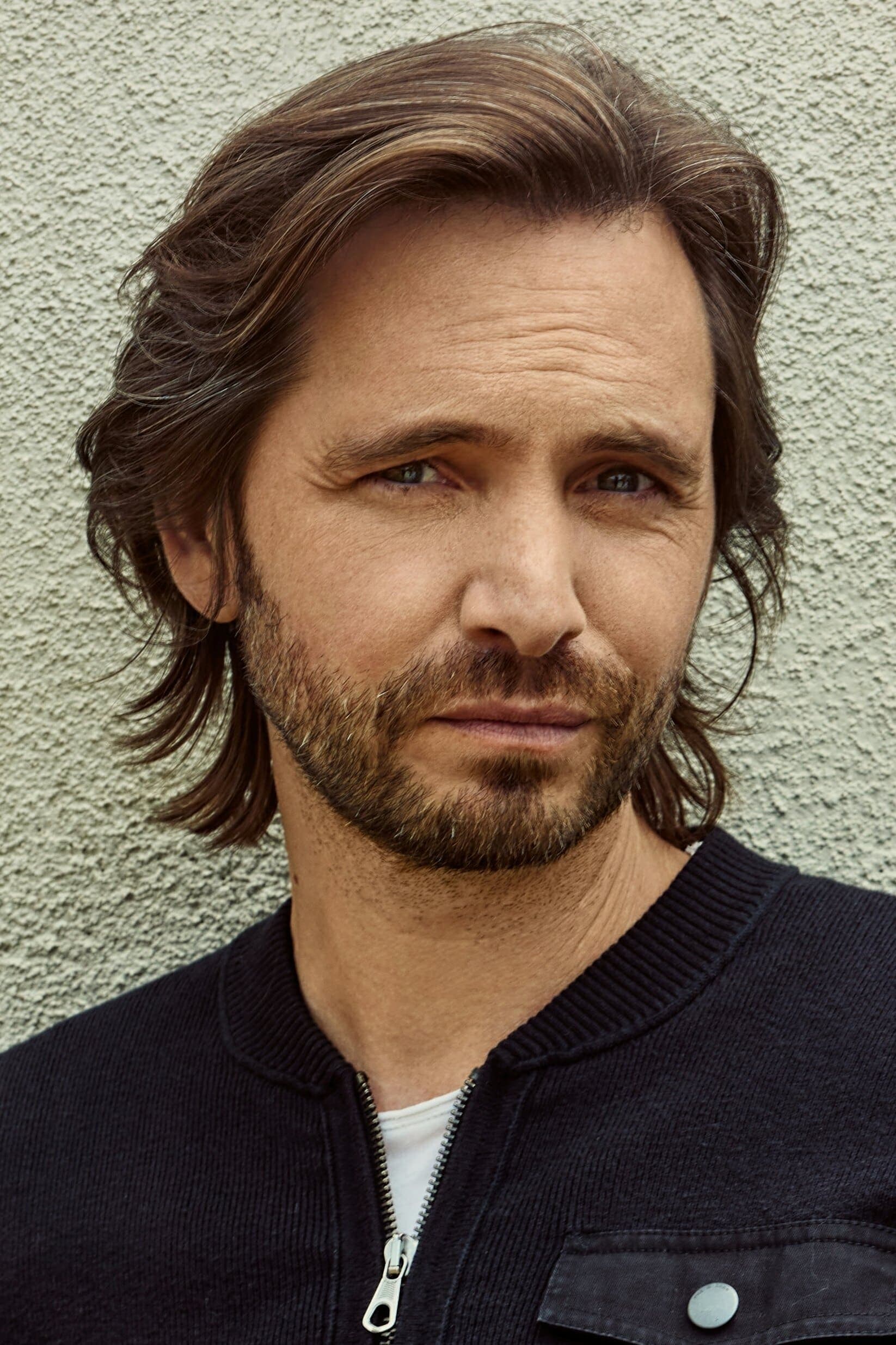 Aaron Stanford profile