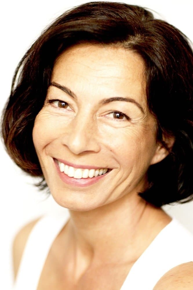 Vanessa Steele profile