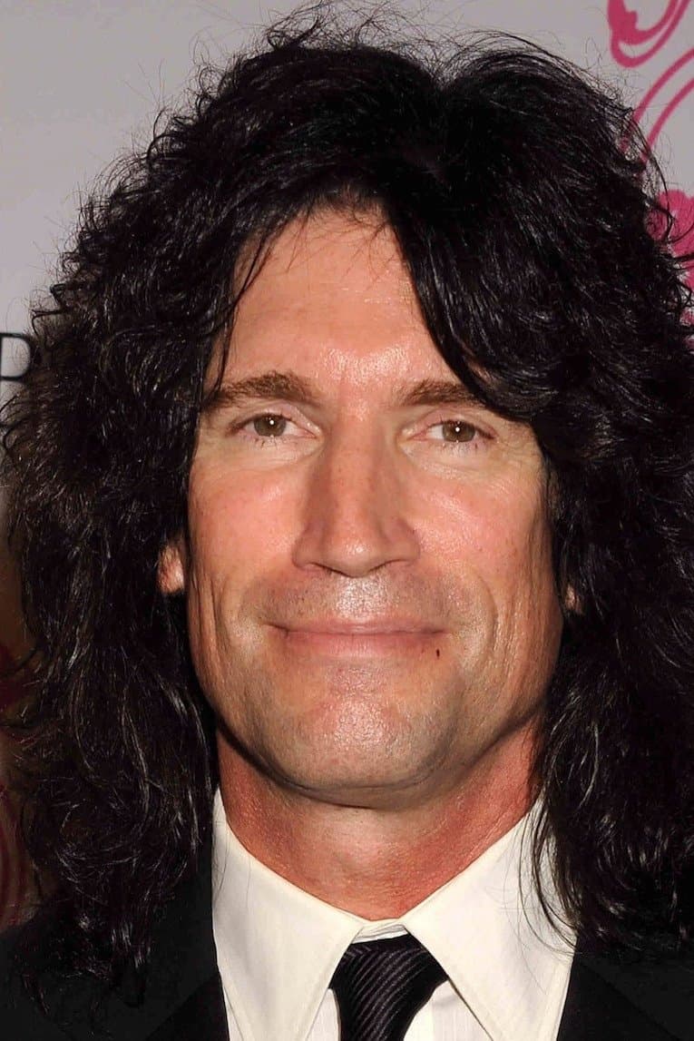 Tommy Thayer profile