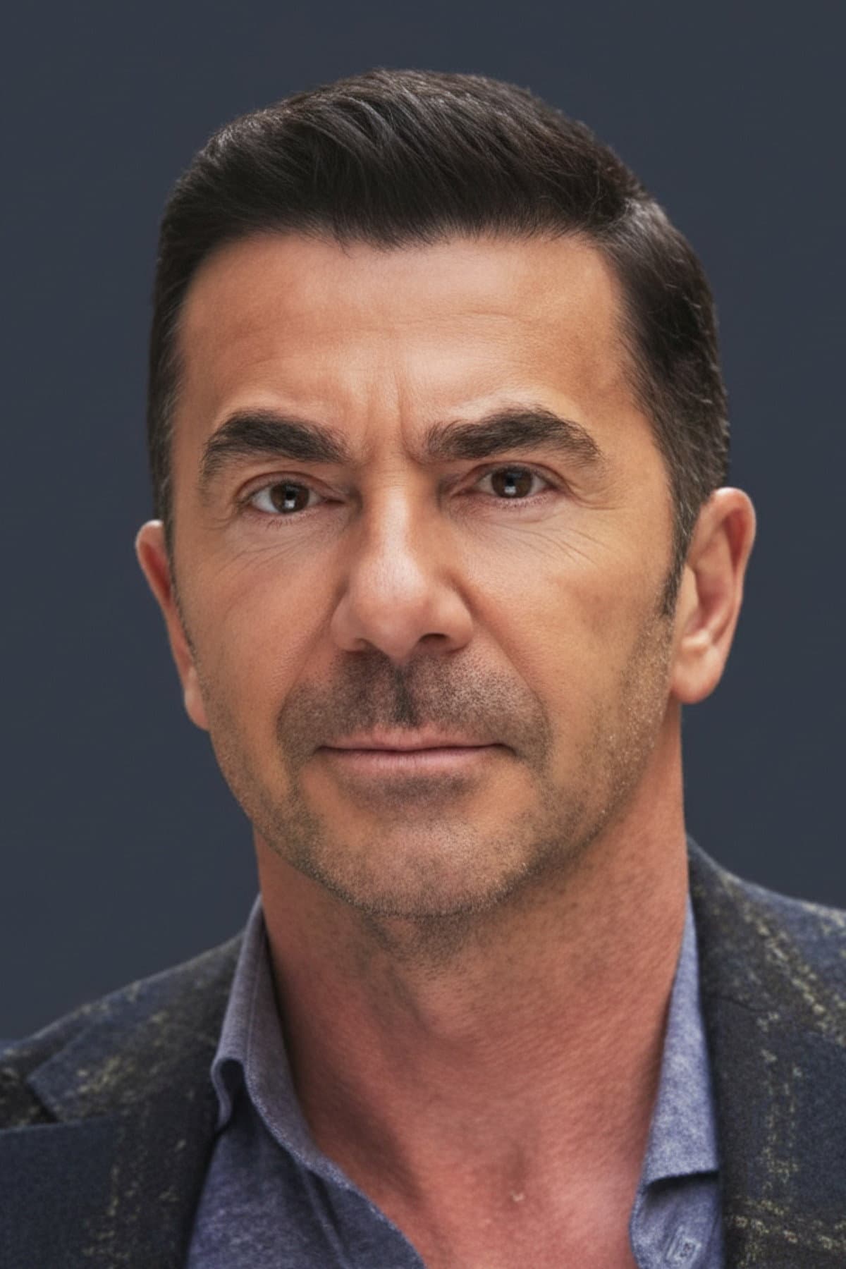 İlker İnanoğlu profile