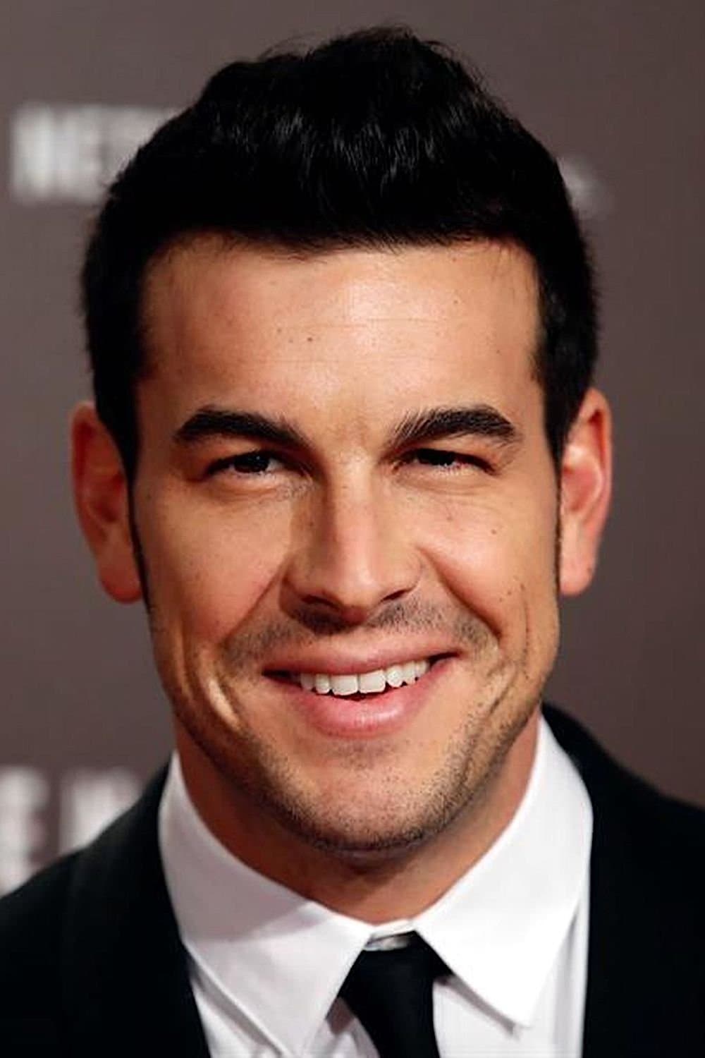 Mario Casas profile