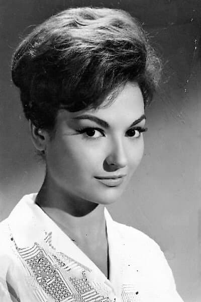 Licia Calderón profile