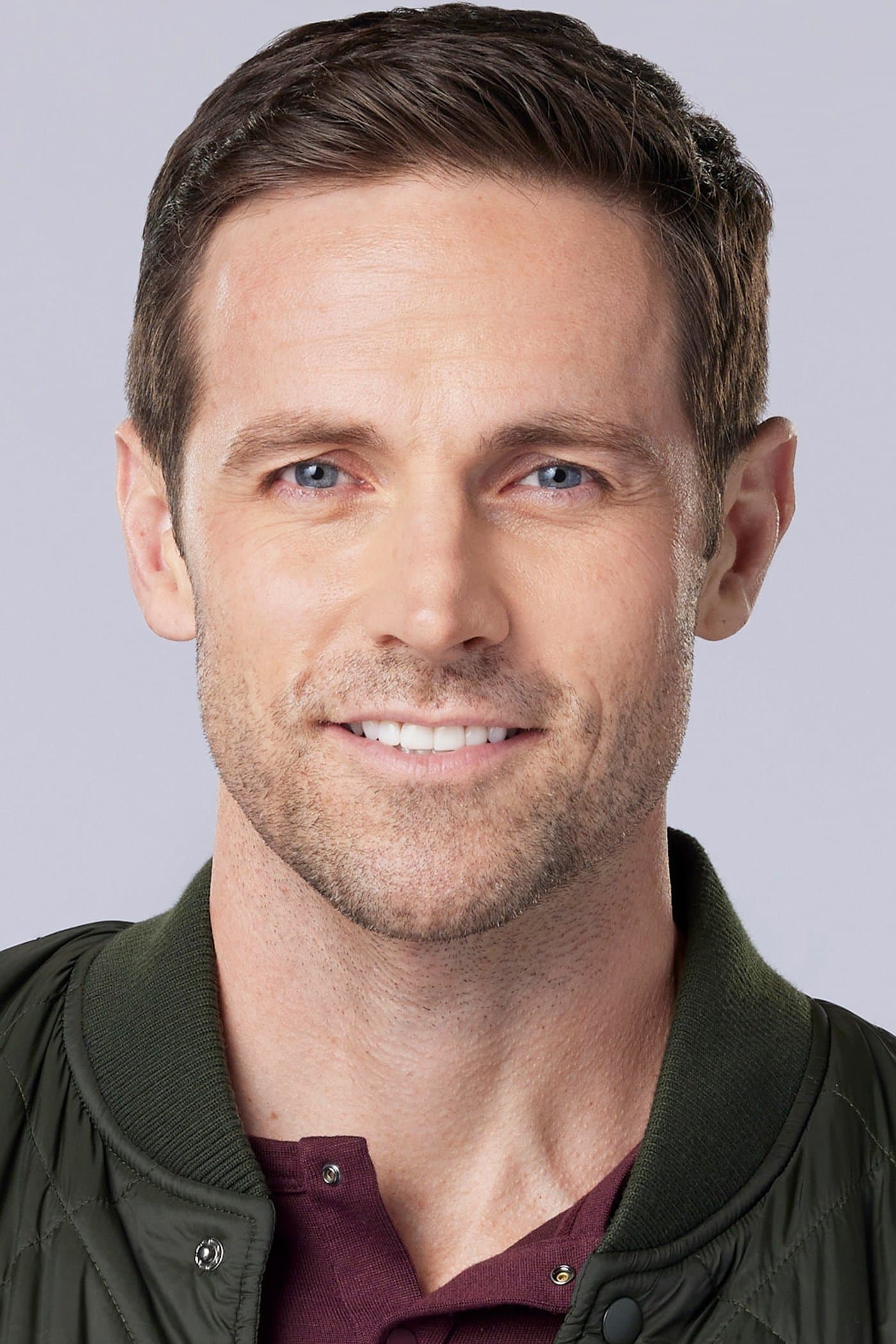 Dylan Bruce profile