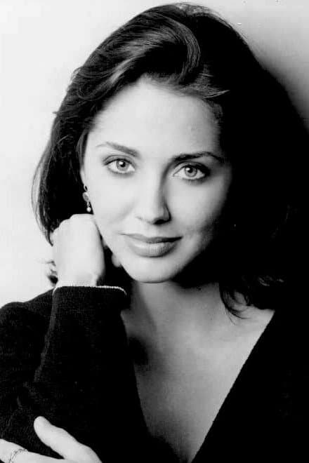 Bobbie Phillips profile