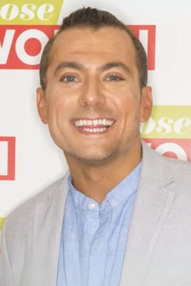 Paul Danan profile