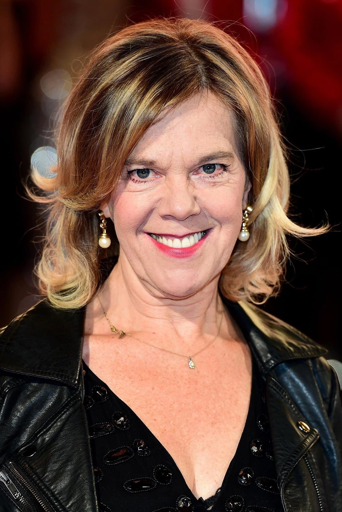 Carolyn Pickles profile