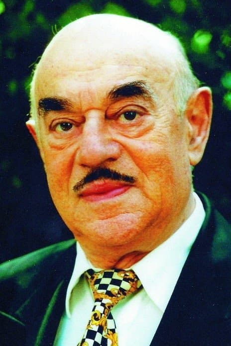 Artur Brauner profile