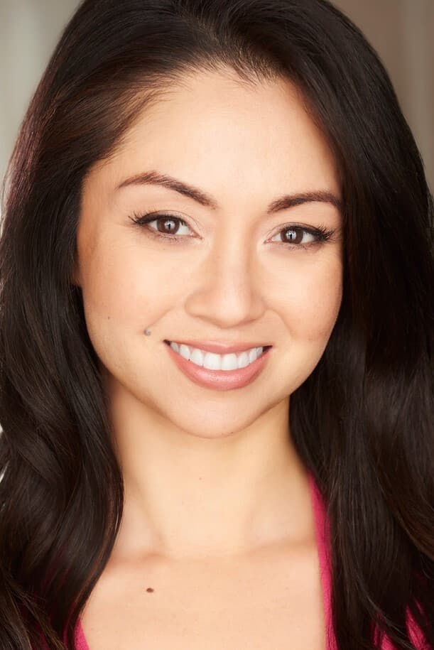 Cat Navarro Lee profile