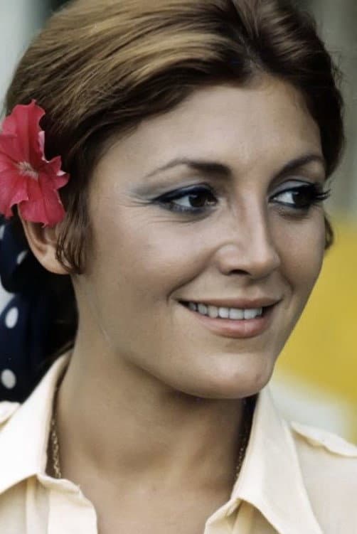 Carmen G. Cervera profile