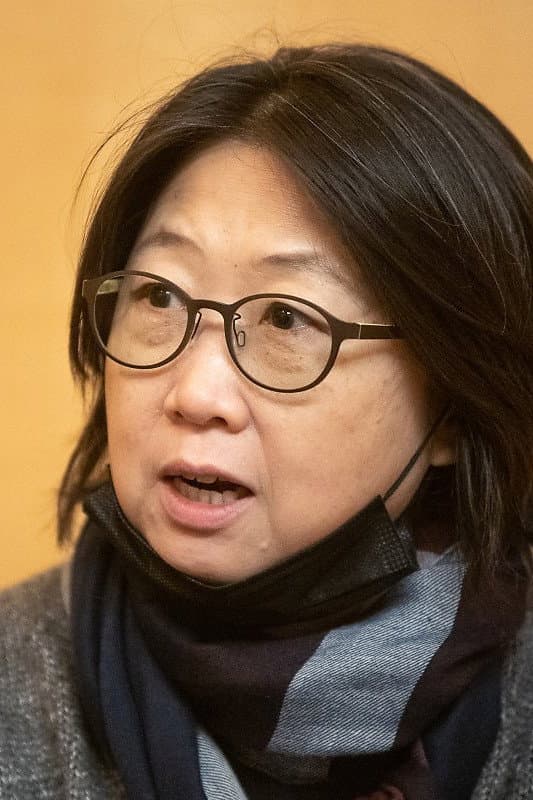 Lee Soo-jung profile