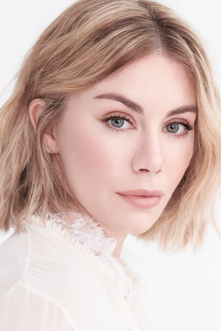 Jennifer Holland profile