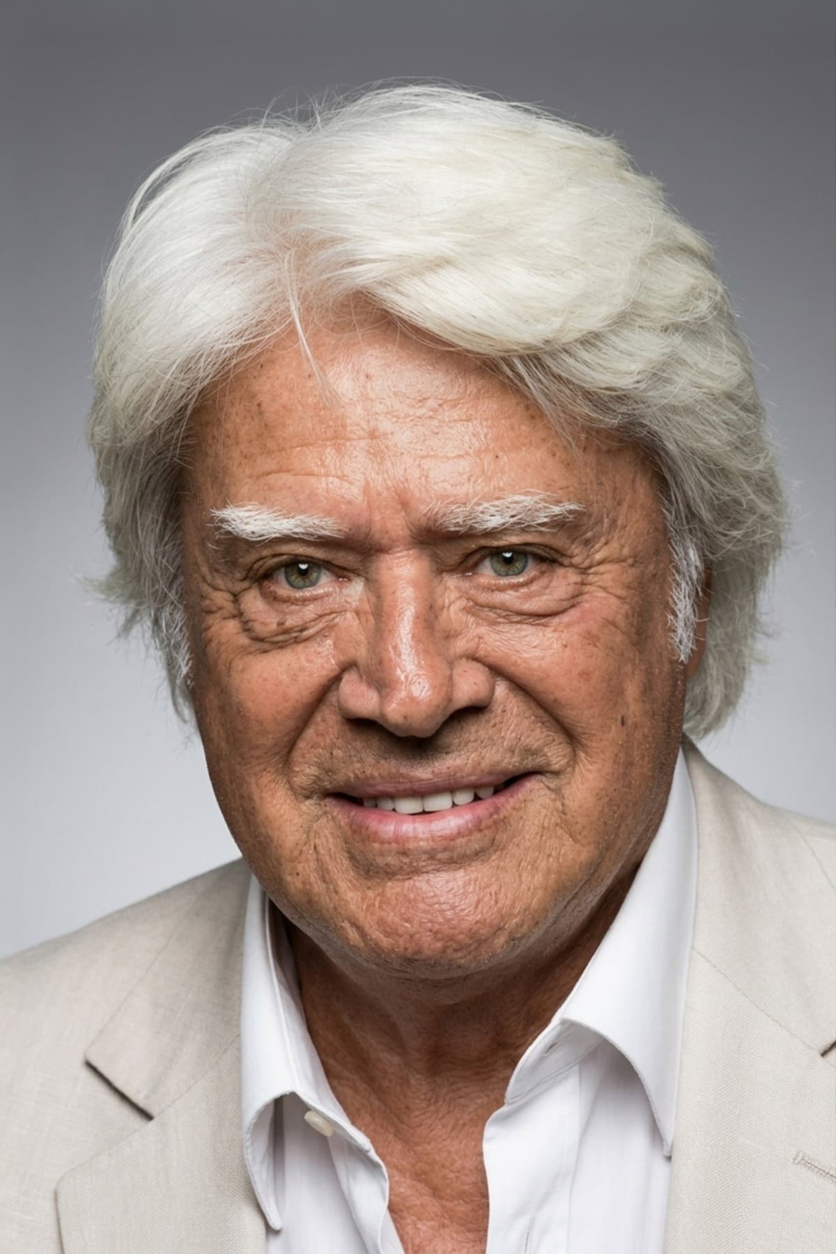 Cüneyt Arkın profile