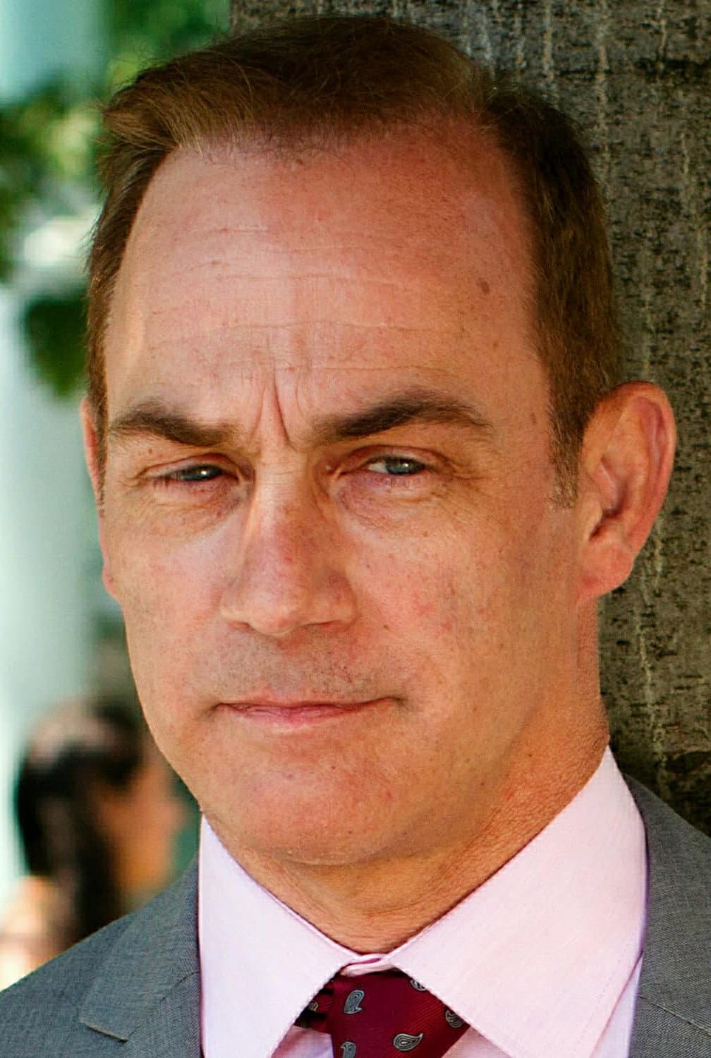 Dennis Hewitt profile