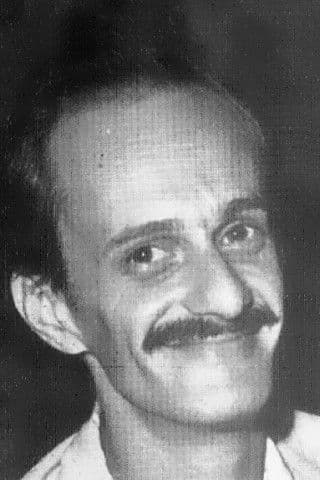 Older Cazarré profile