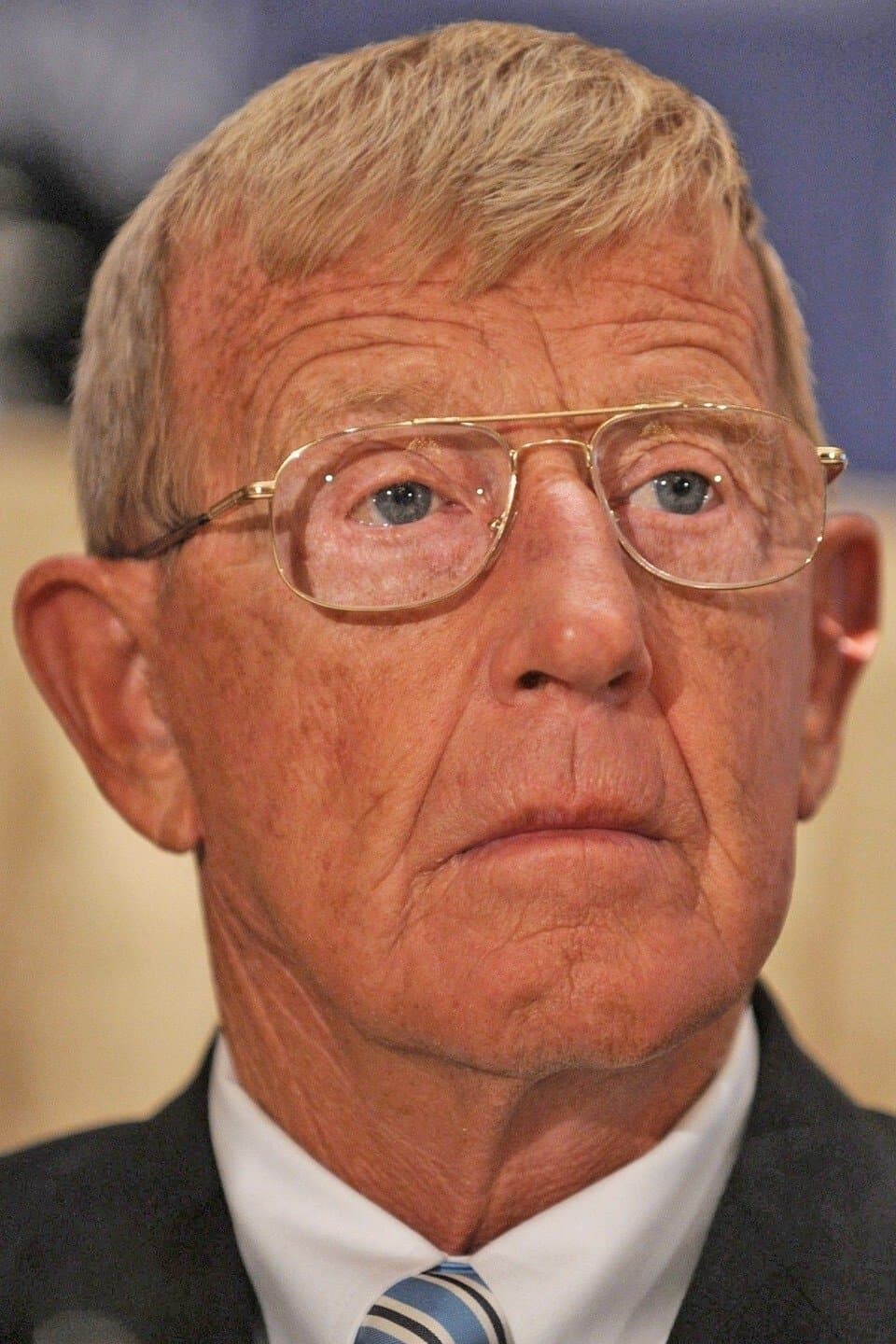 Lou Holtz profile