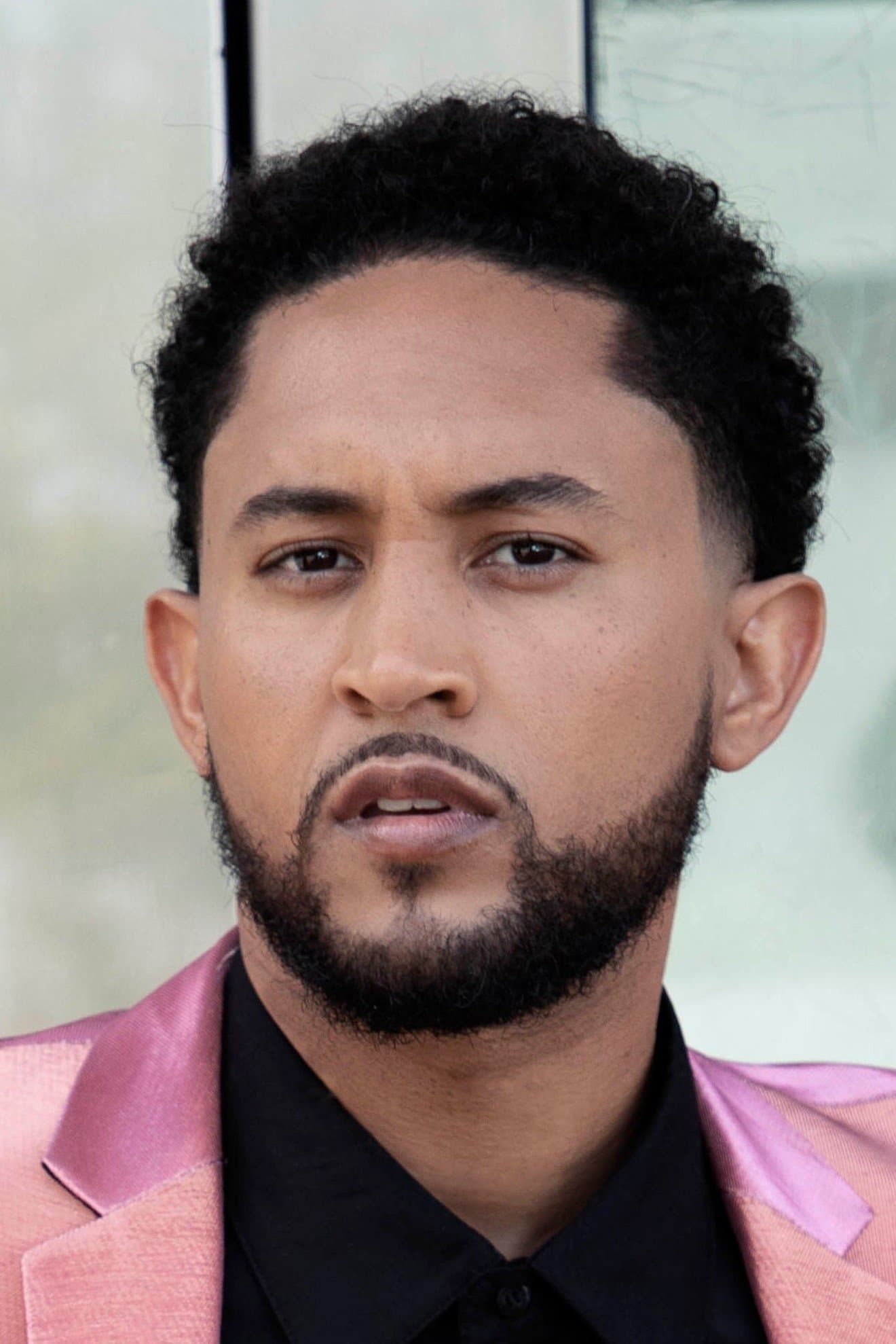 Tahj Mowry profile